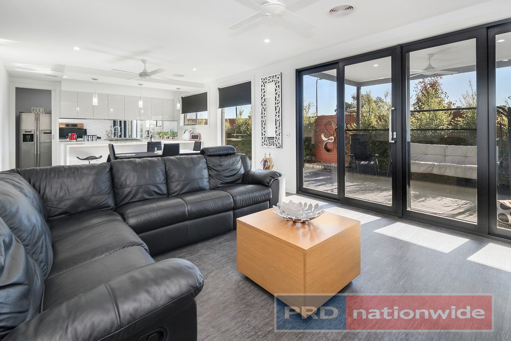 22 Cinnamon Drive LAKE GARDENS 4