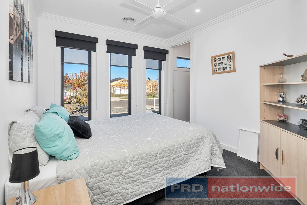 22 Cinnamon Drive LAKE GARDENS 7