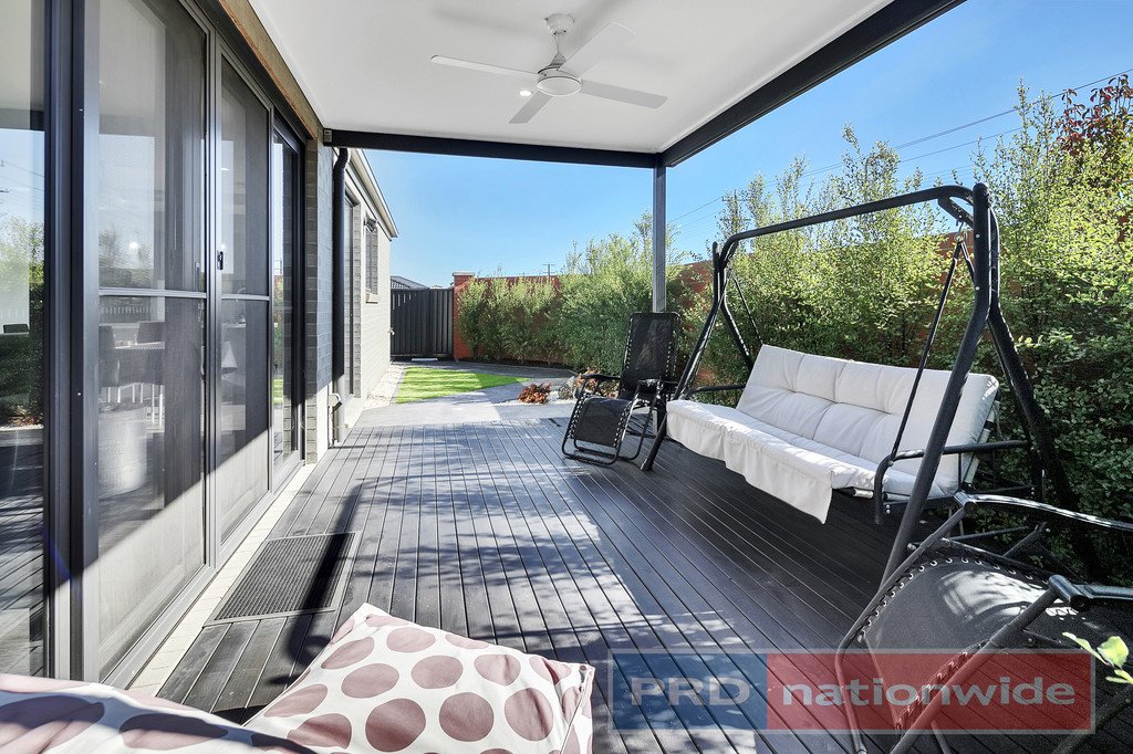 22 Cinnamon Drive LAKE GARDENS 12