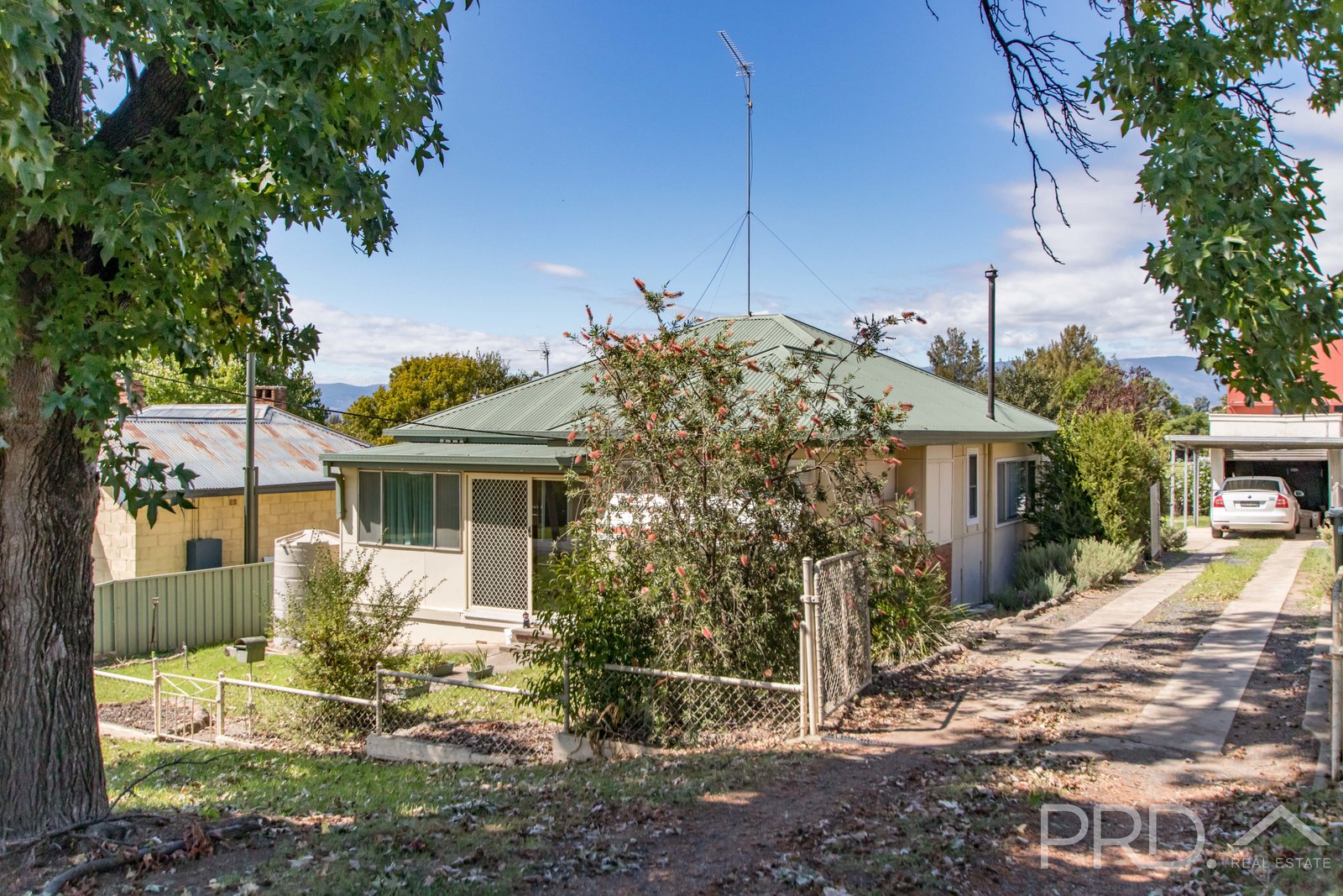 22 Clarke Street TUMUT 15