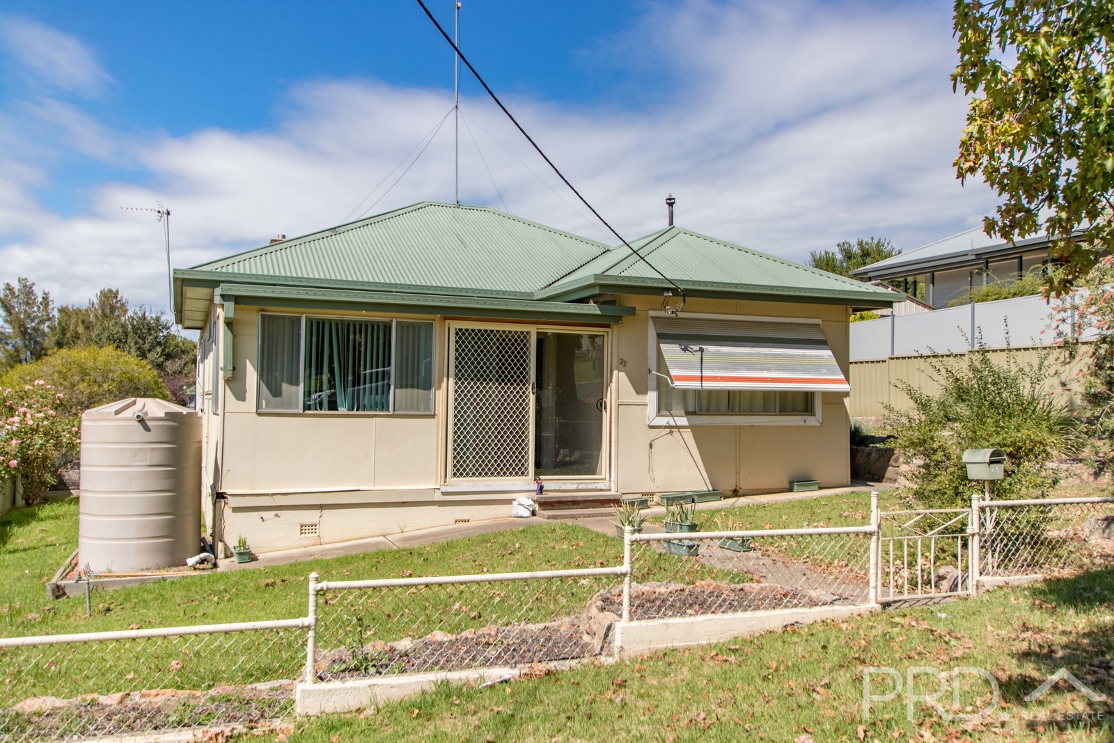22 Clarke Street TUMUT 16