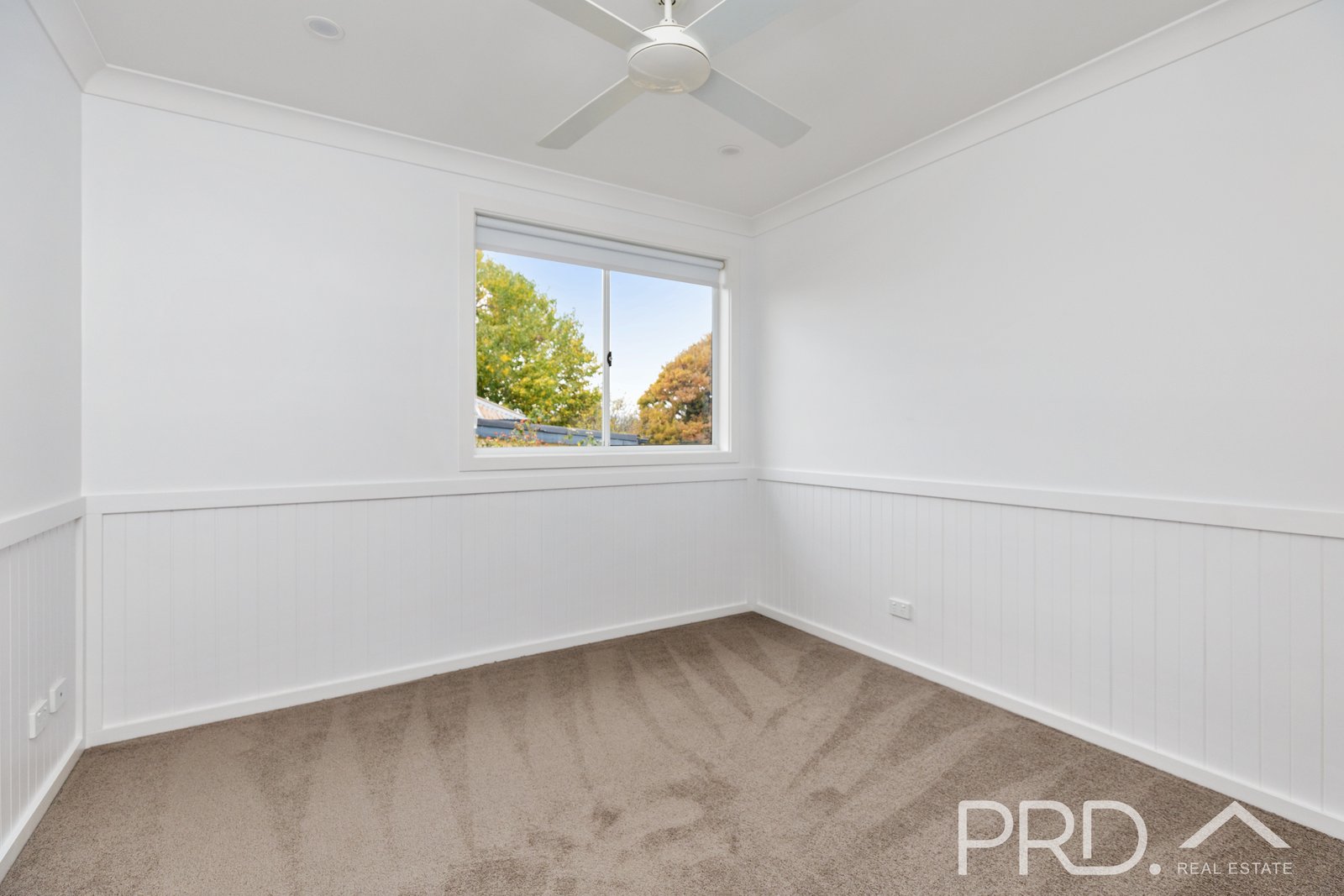 22 Clarke Street TUMUT 8