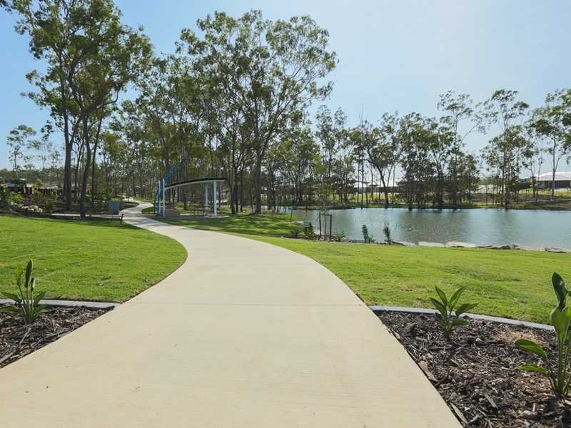 22 Clover Crescent BOYNE ISLAND 7