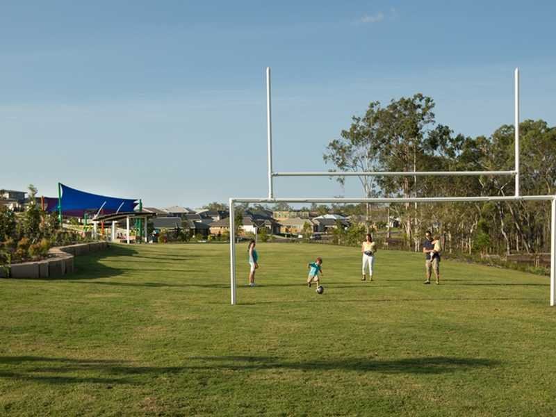 22 Clover Crescent BOYNE ISLAND 11