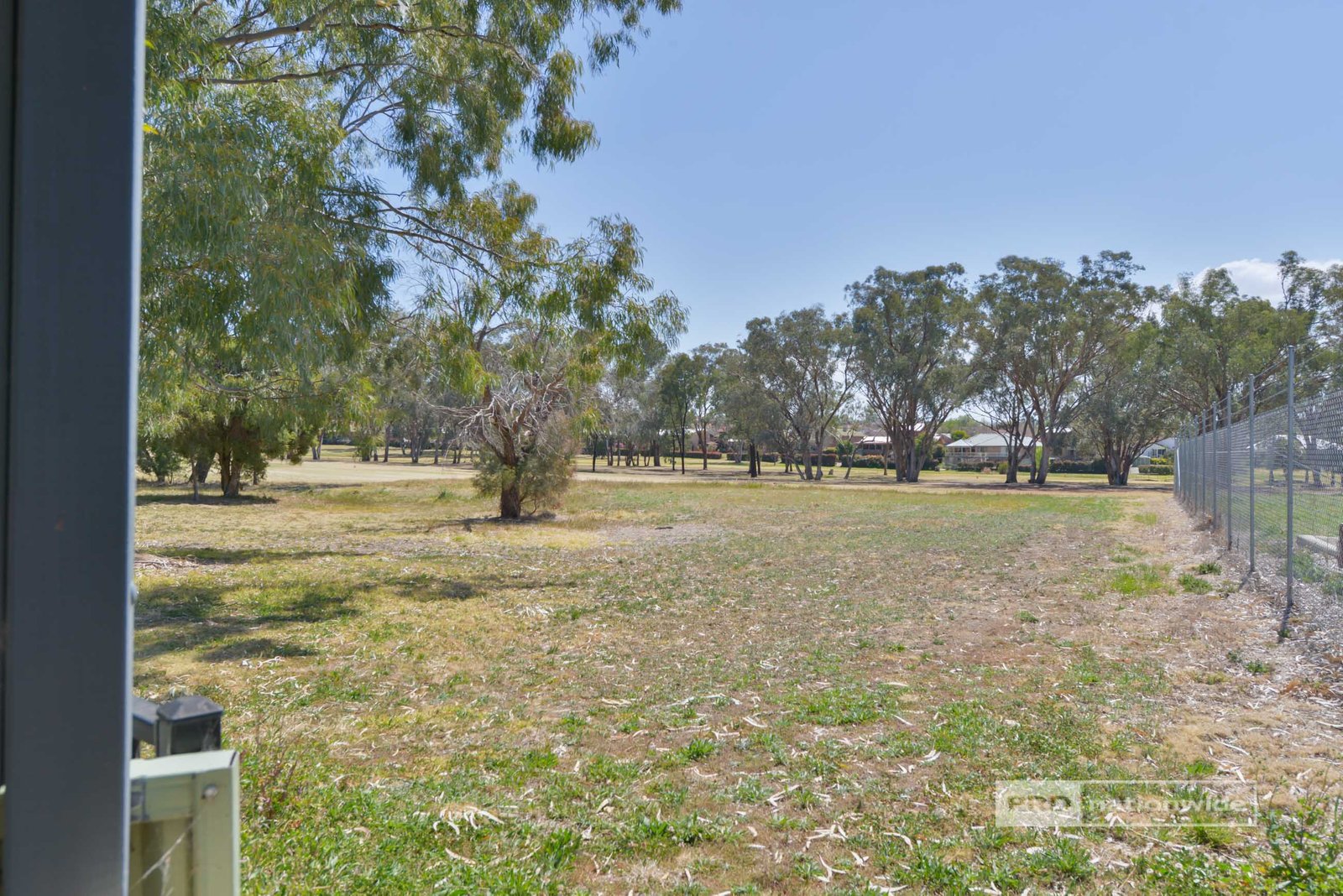 22 Cobb And Co Circuit TAMWORTH 24
