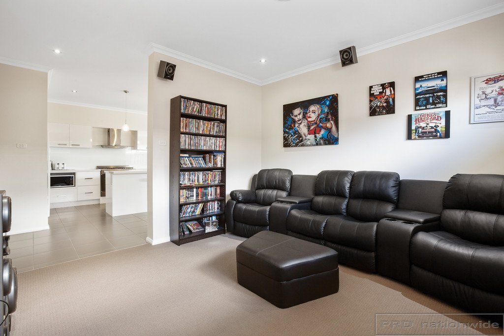 22 Cockatoo Ridge ABERGLASSLYN 9