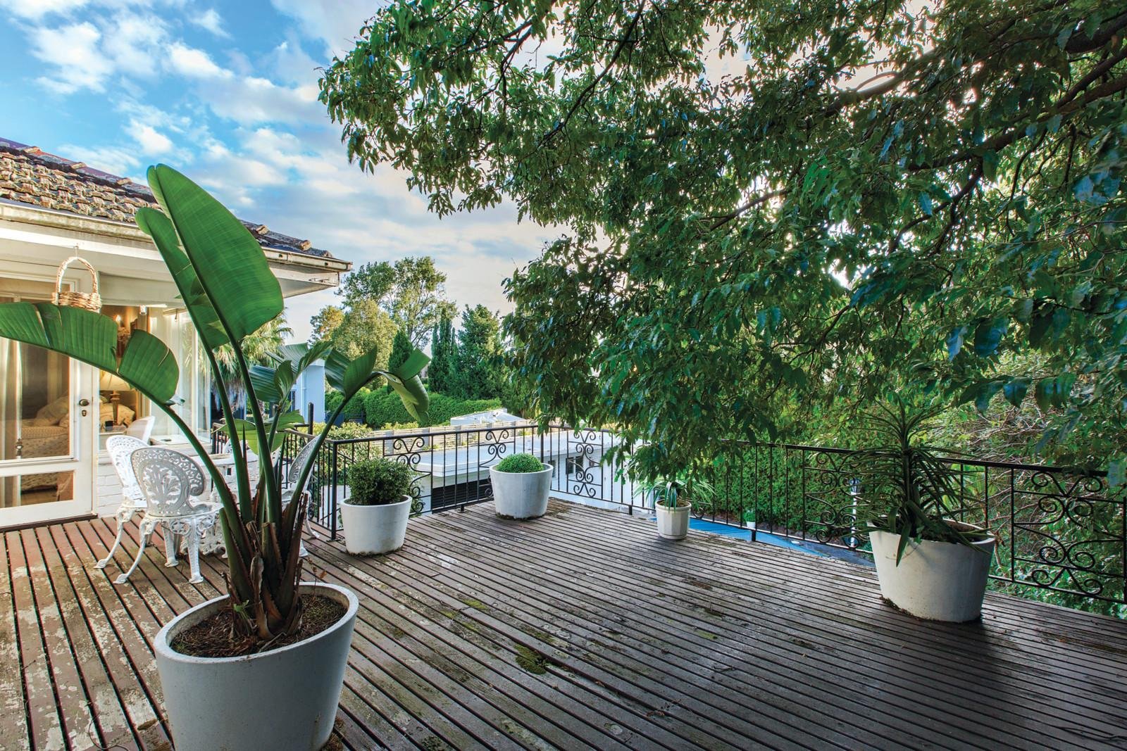 22 Cole Court, Toorak, VIC