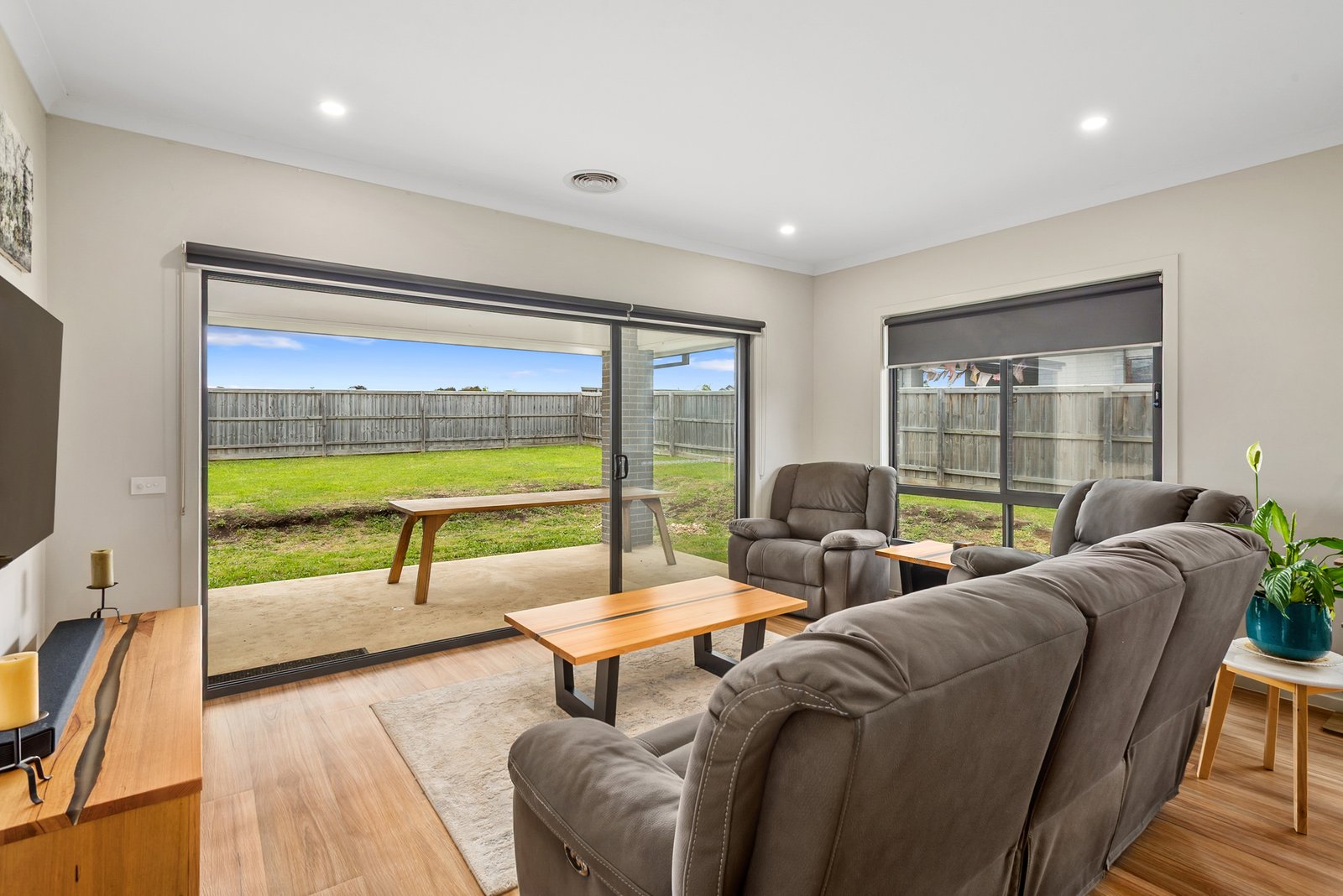 Real Estate and Property in 22 Collins Parade, Kyneton, VIC