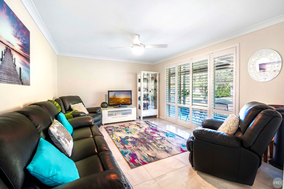 22 Compass Close SALAMANDER BAY 2
