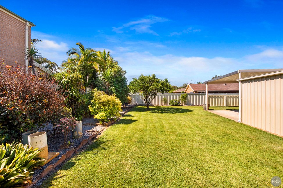 22 Compass Close SALAMANDER BAY 18