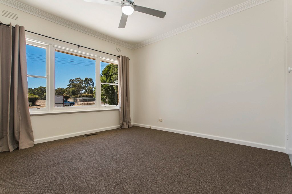 22 Cook Street FLORA HILL 5