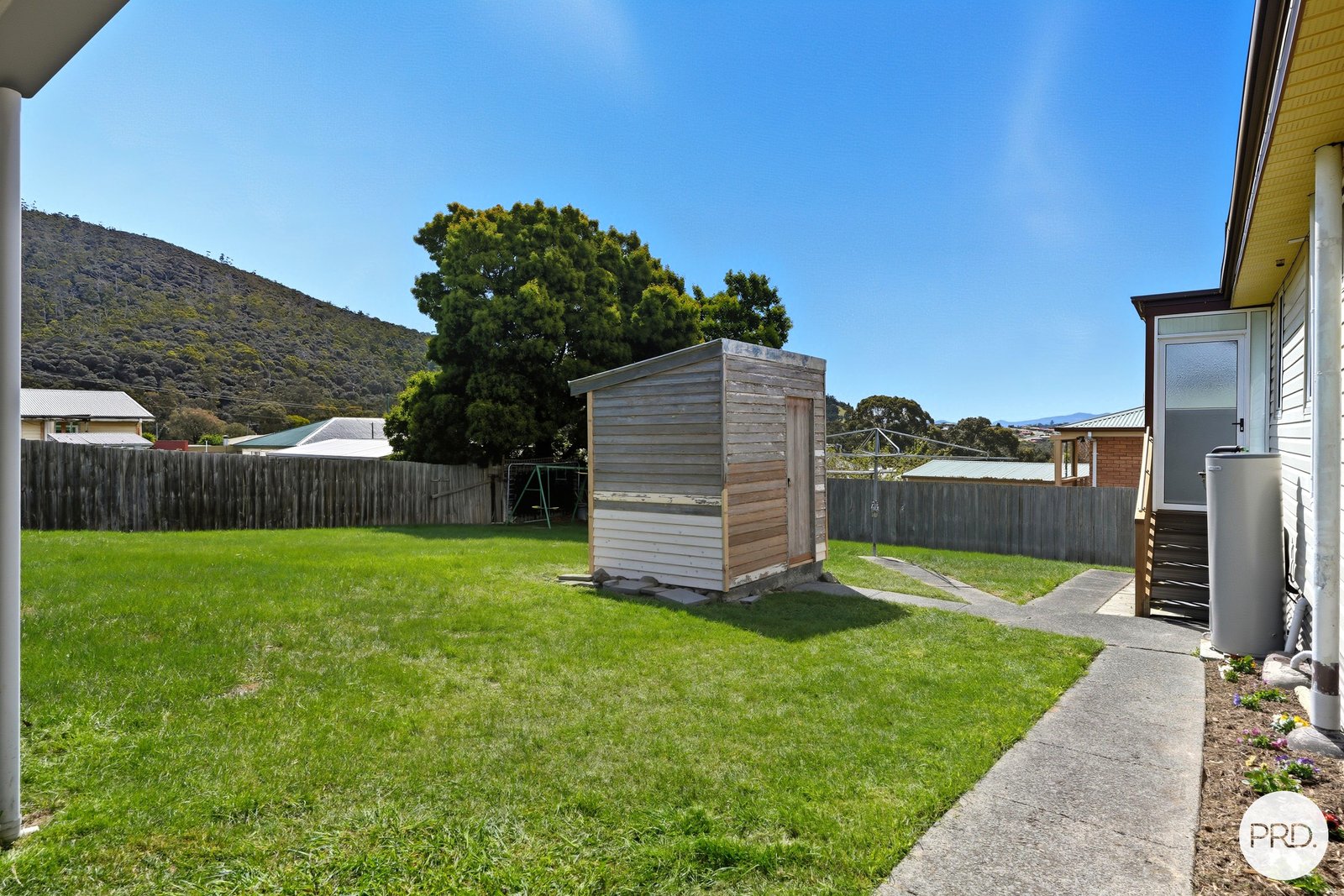 22 Corranga Drive CHIGWELL 26