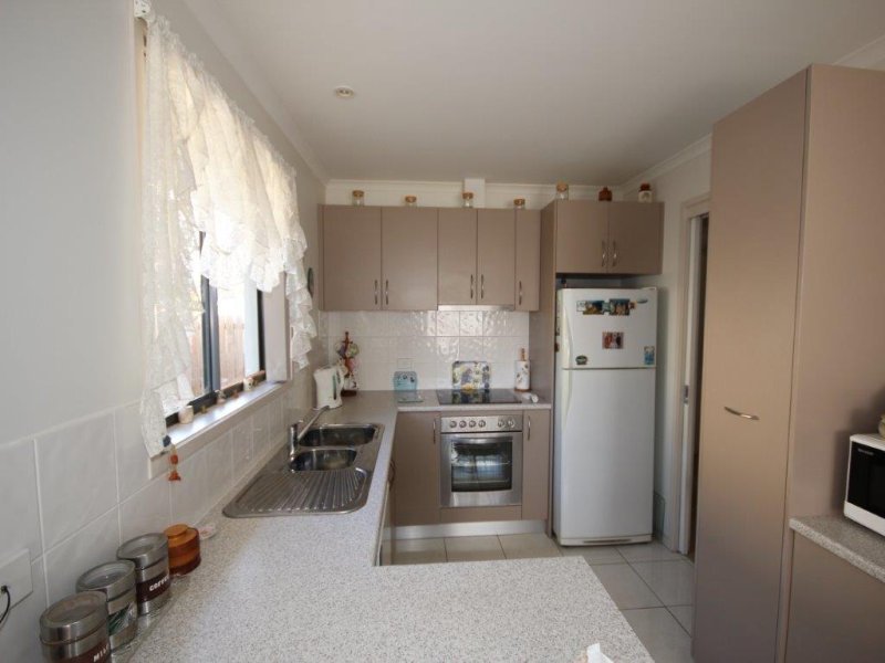 2/2 Cottage Road KINGSTON 5