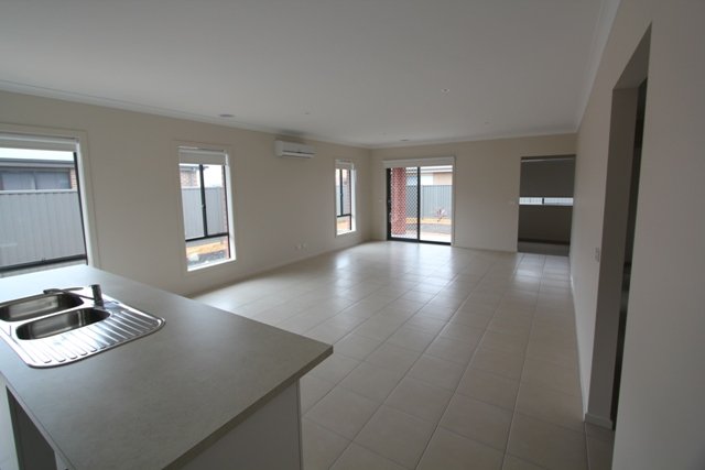 22 Craven Street Lucas 2