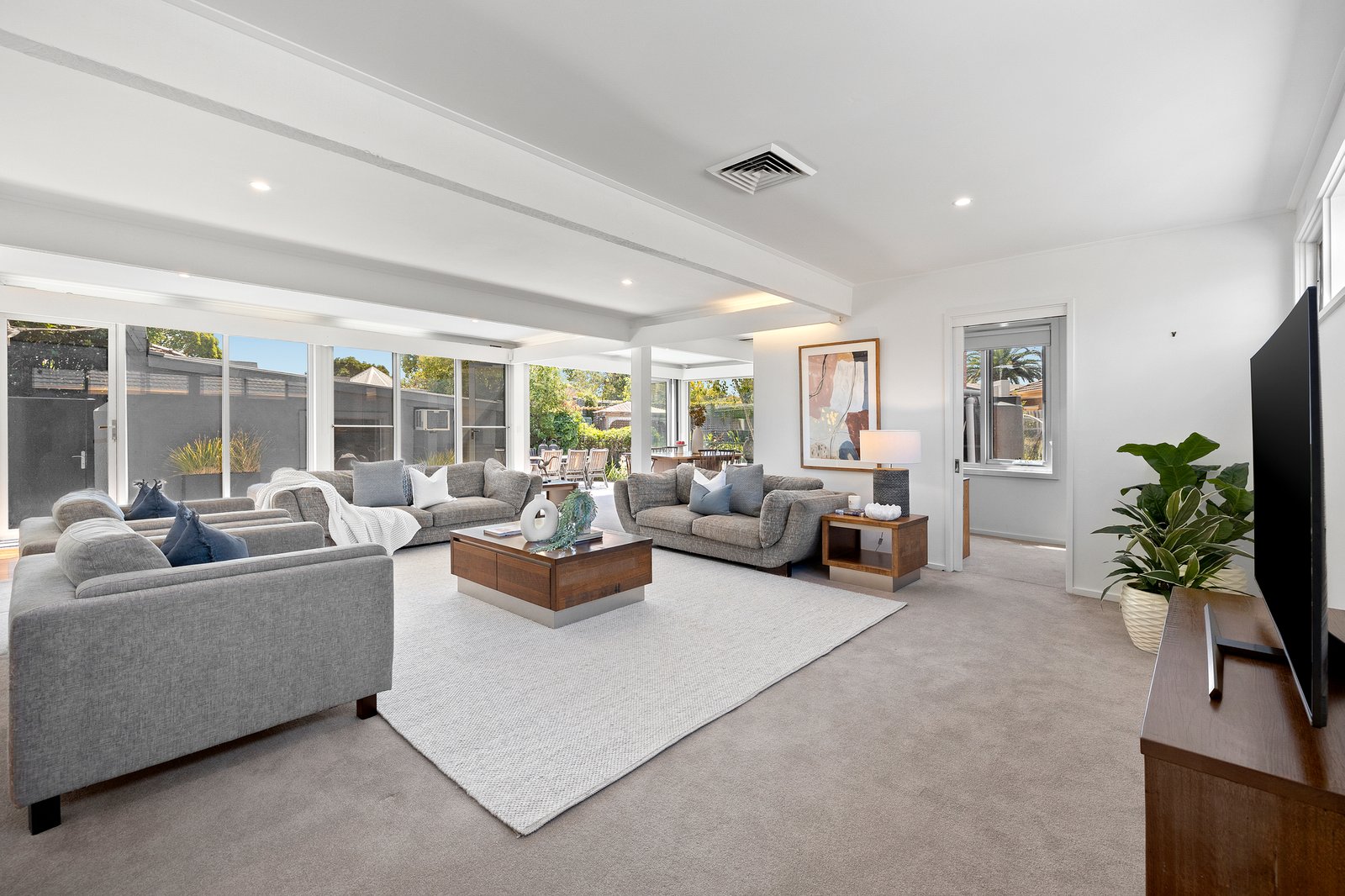 Gallery: 22 Cross Street