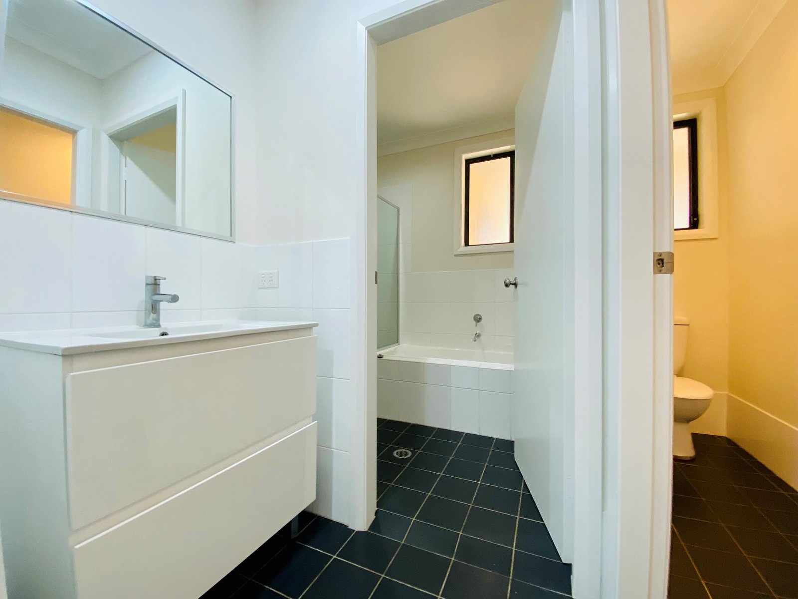 22 Cunningham Street TAMWORTH 6