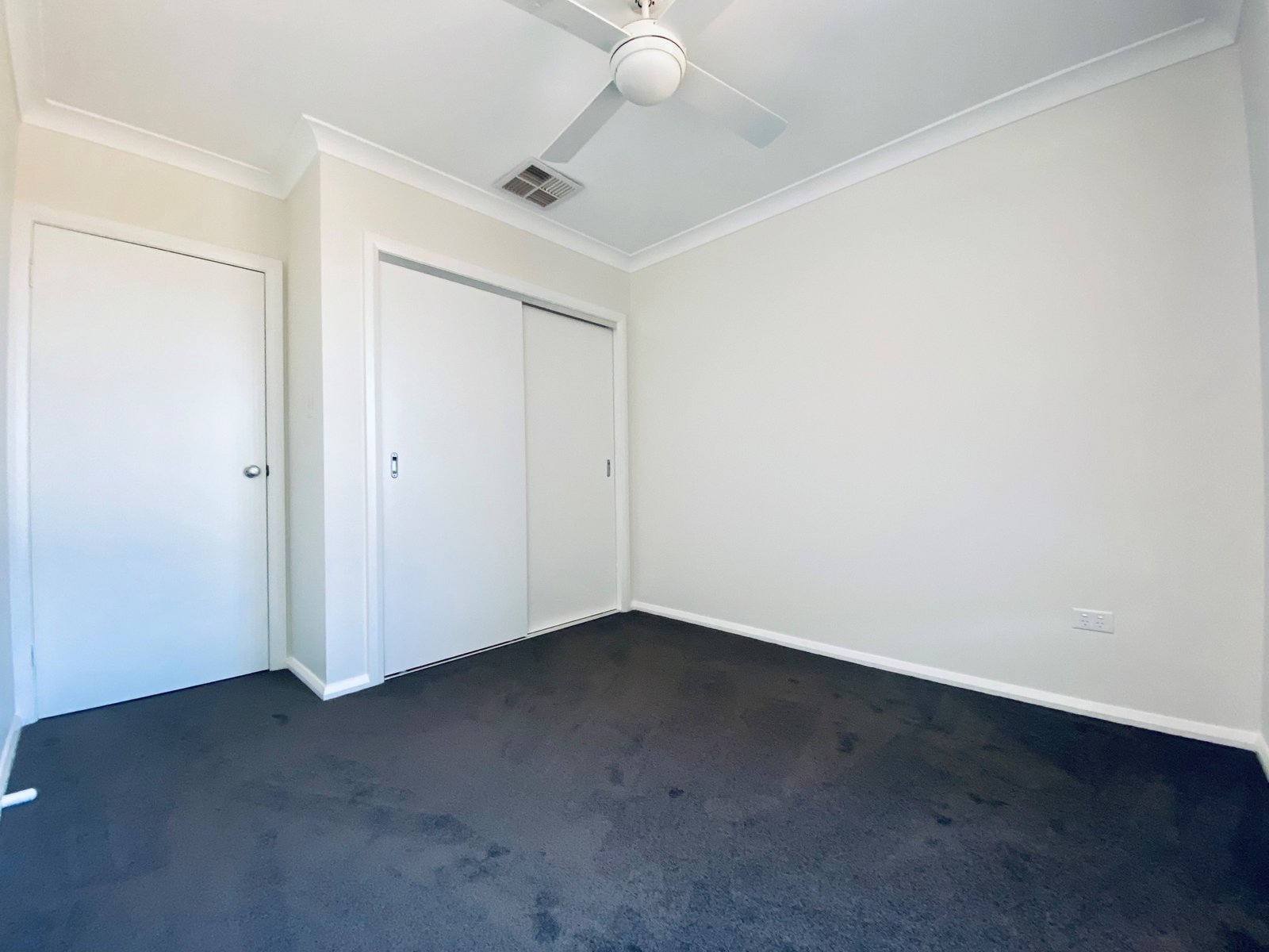 22 Cunningham Street TAMWORTH 4