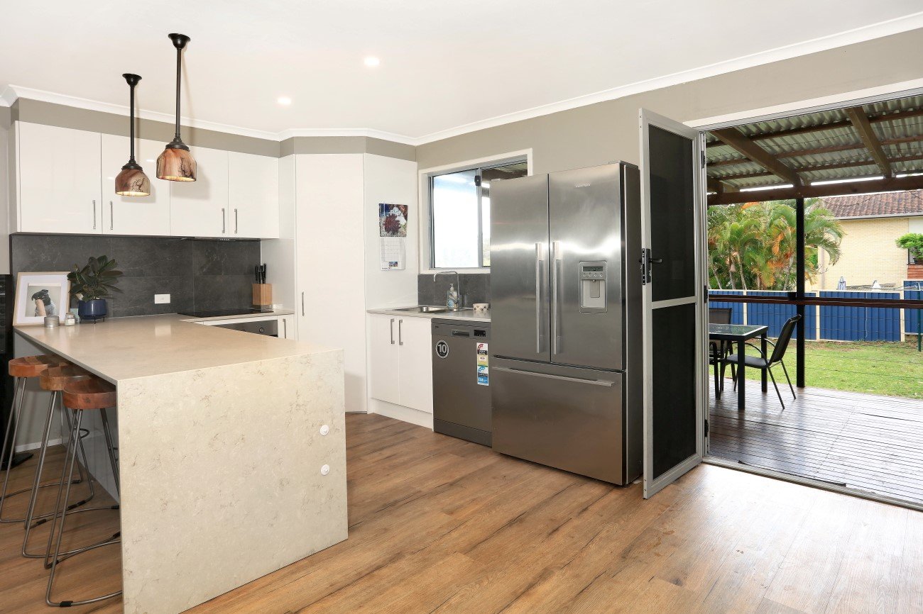 22 Darling Crescent MOLENDINAR 6