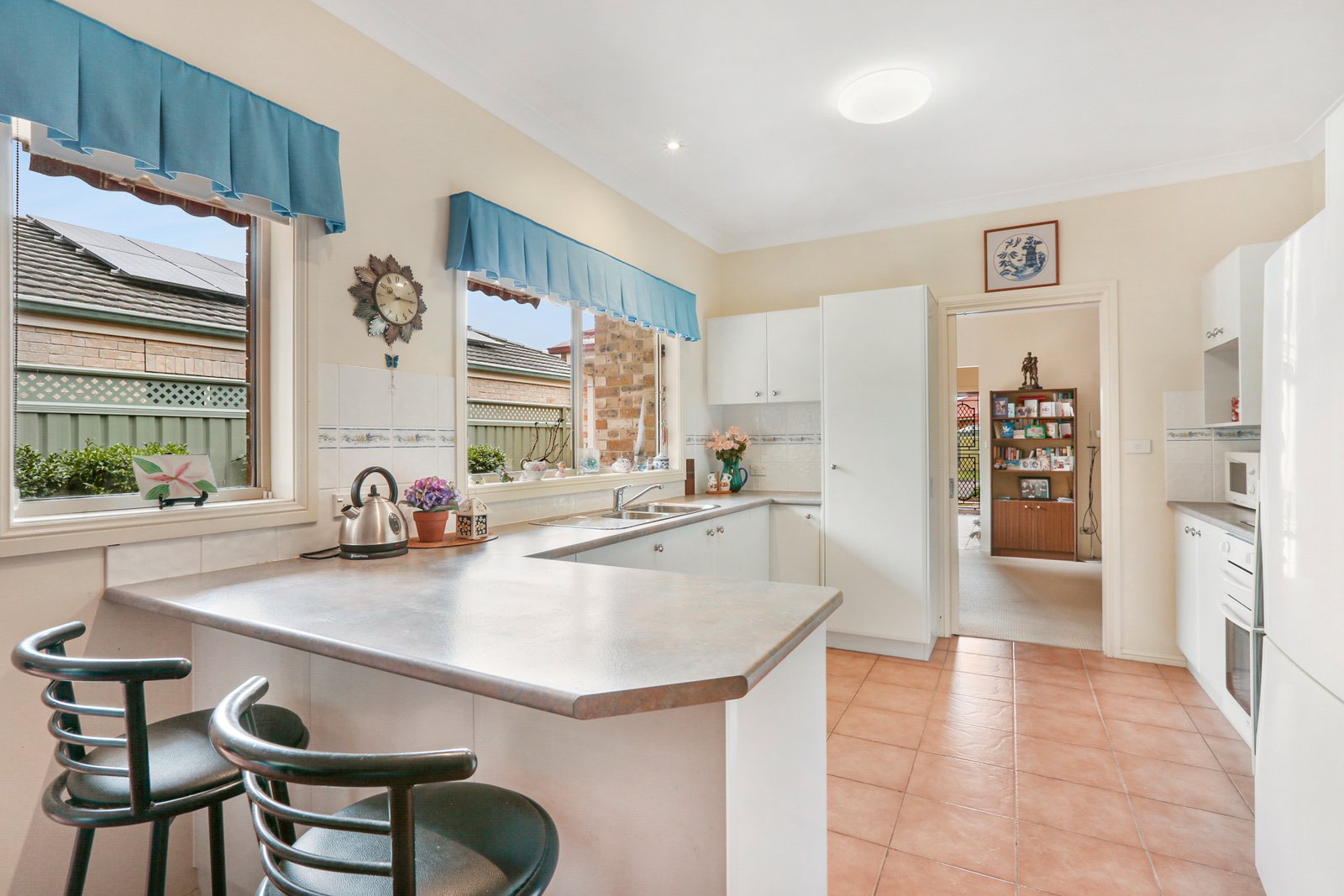 22 Delmont Place KANAHOOKA 2