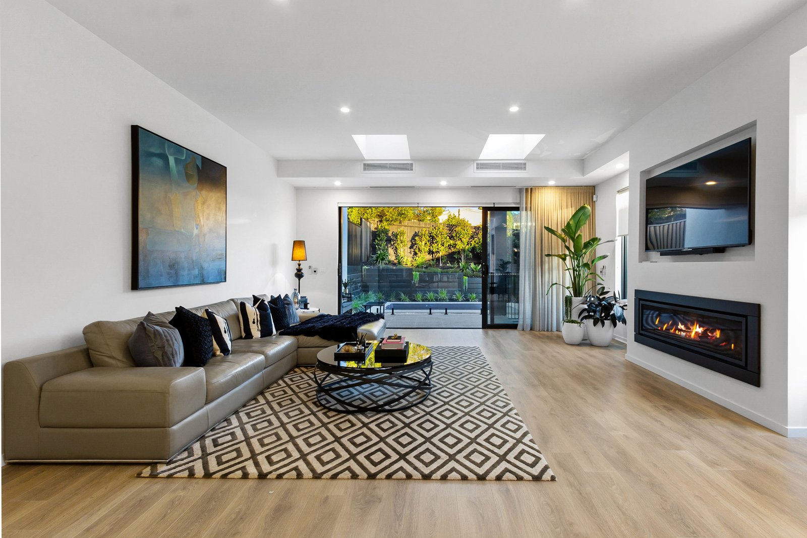 Real Estate and Property in 22 Dion Street, Doncaster, VIC