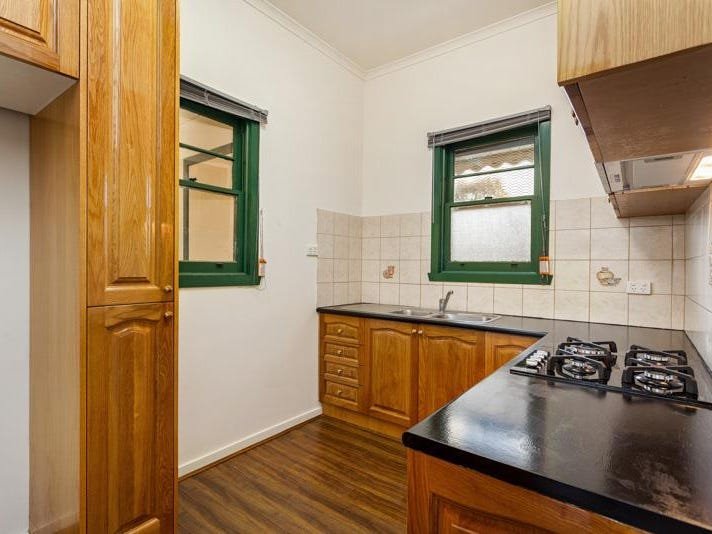 Gallery: 22 Dudley Street