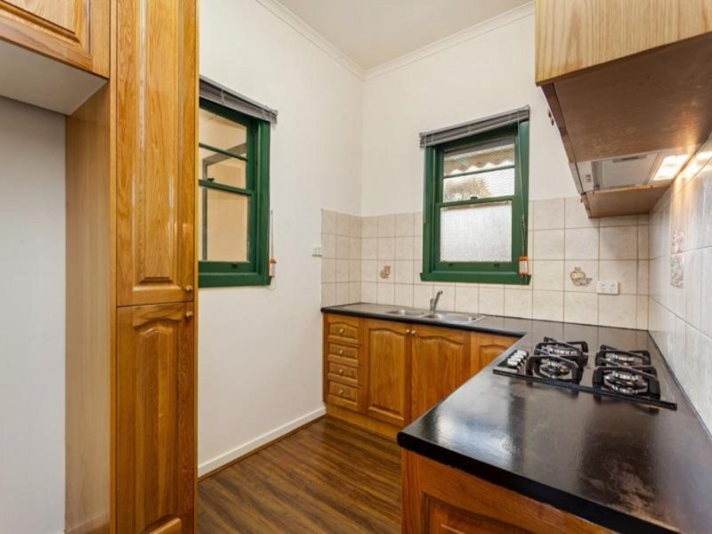 Gallery: 22 Dudley Street