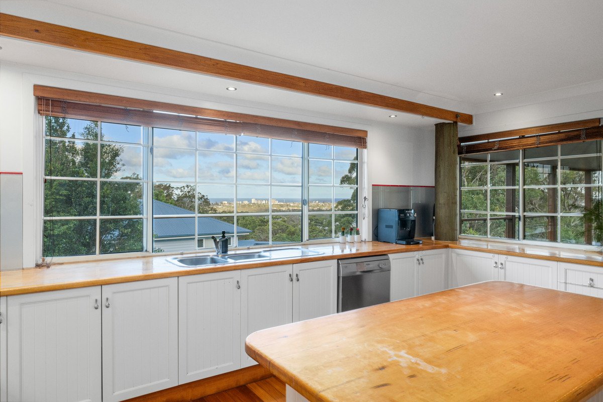 22 Dulcie Drive Burleigh Heads 3