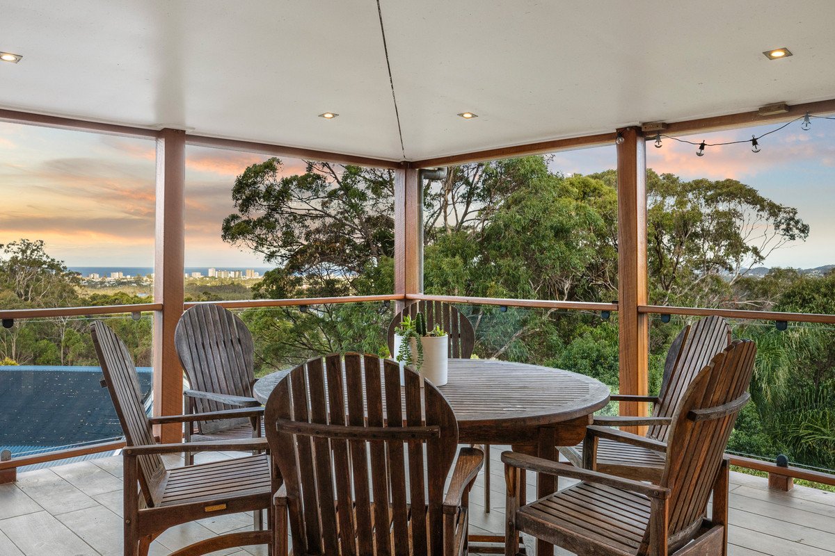 22 Dulcie Drive Burleigh Heads 6