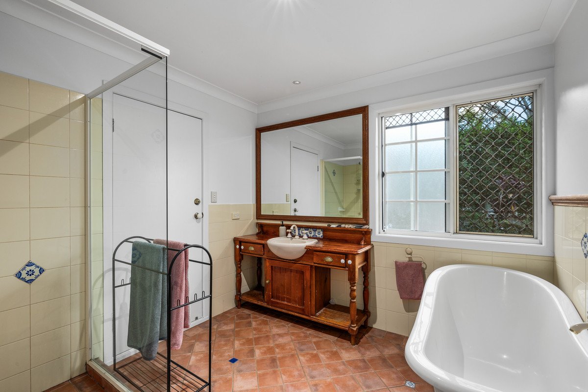 22 Dulcie Drive Burleigh Heads 14