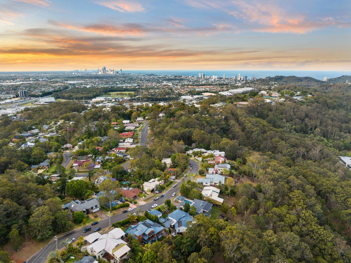 22 Dulcie Drive Burleigh Heads 22