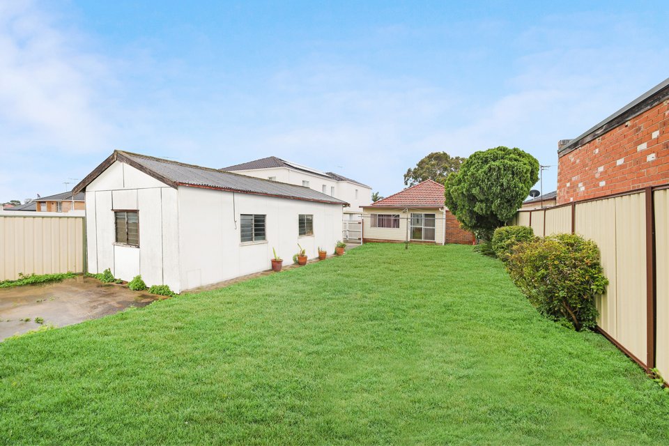 22 Dunkirk Avenue KINGSGROVE 7