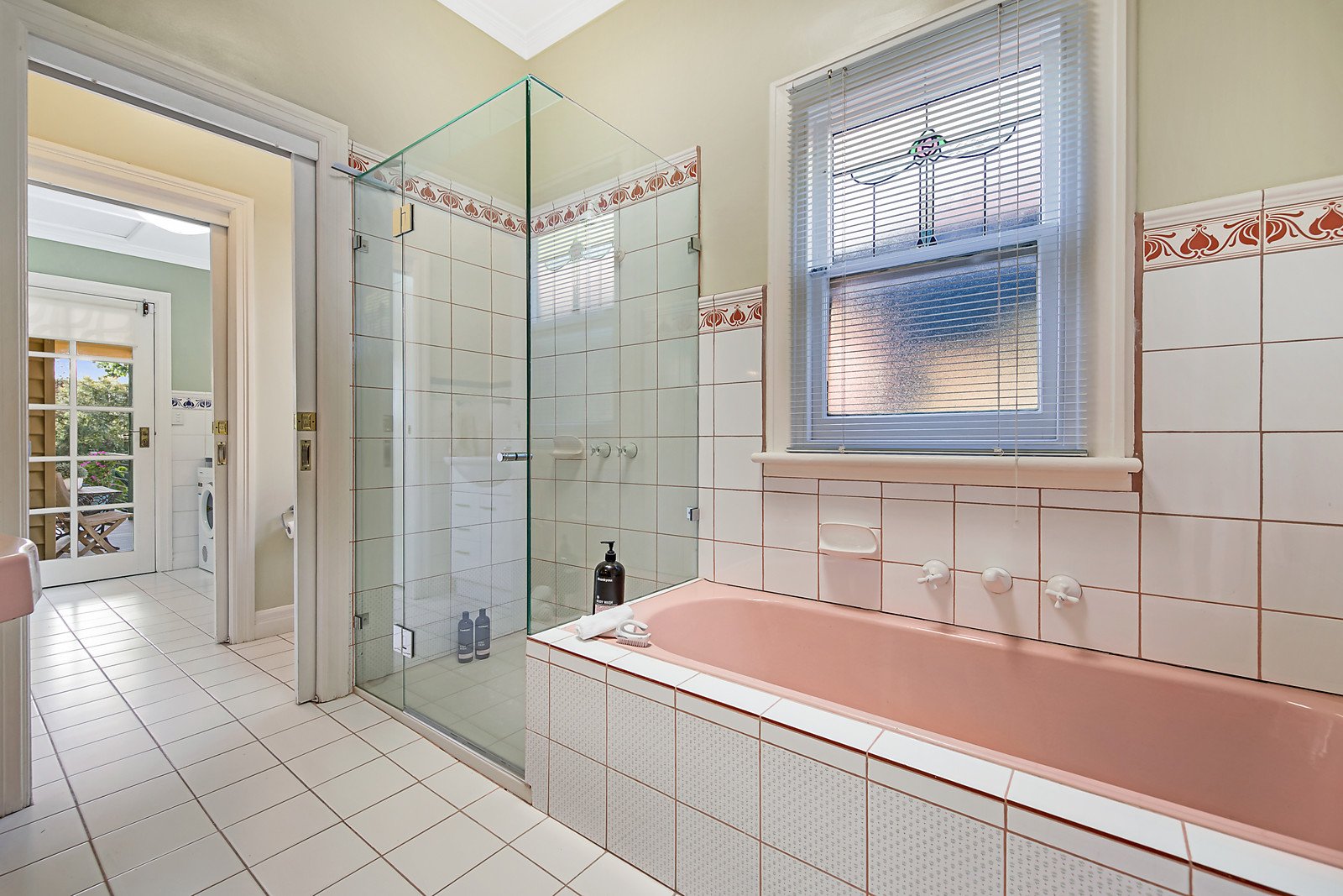 22 Durham Road, Surrey Hills, VIC