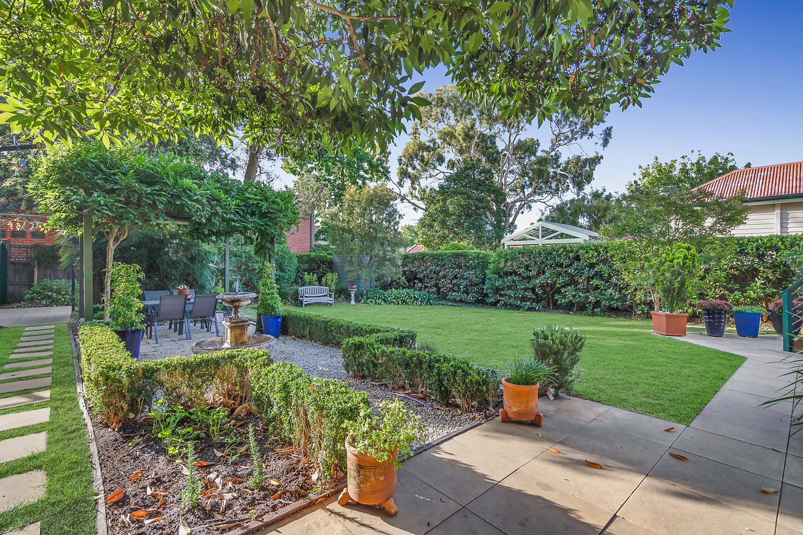 22 Durham Road, Surrey Hills, VIC