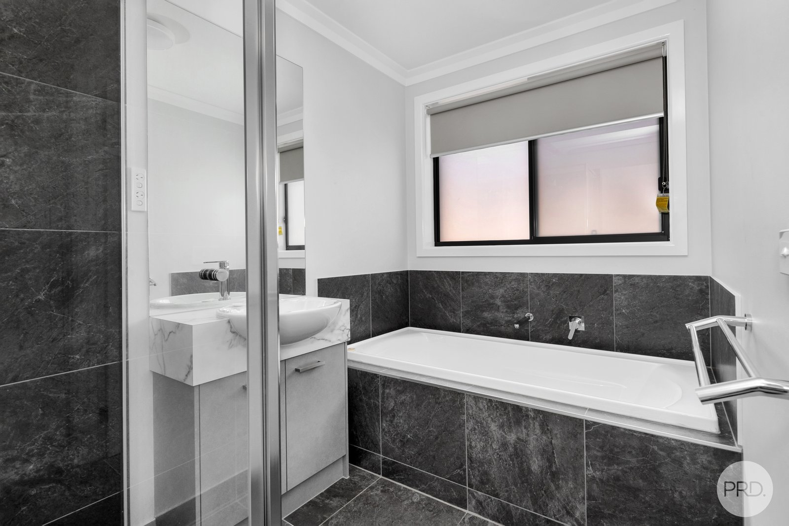 22 Edwina Road WINTER VALLEY 9