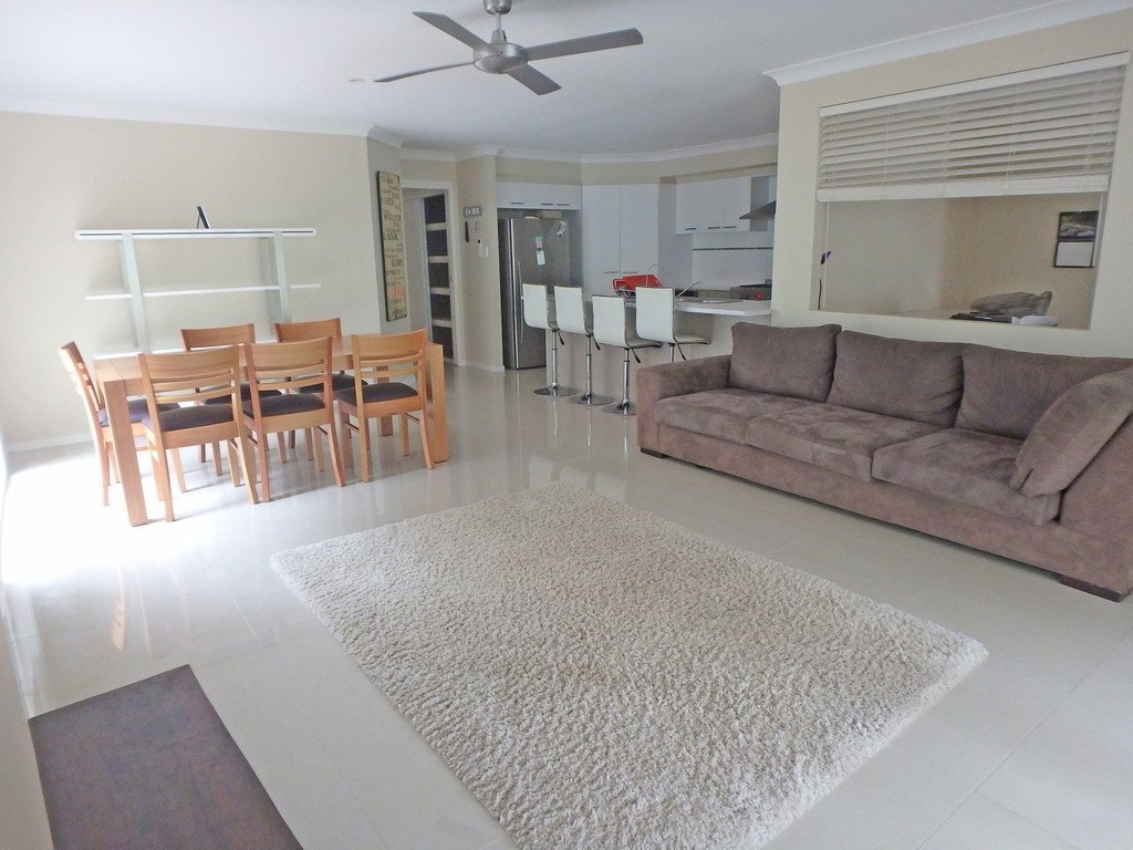 22 Ellerslie Crescent LAURIETON 4