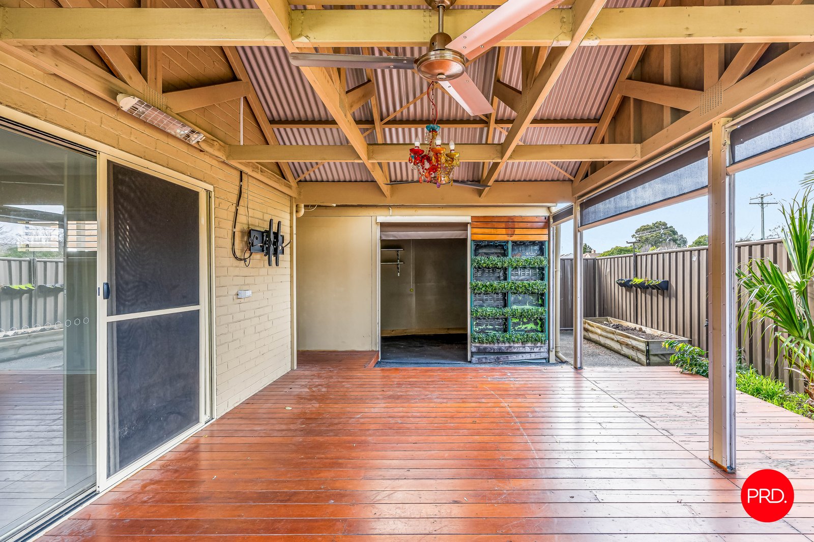 22 Ellis St  FLORA HILL 14