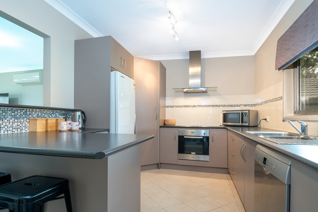 22 Elouera Crescent KANAHOOKA 2
