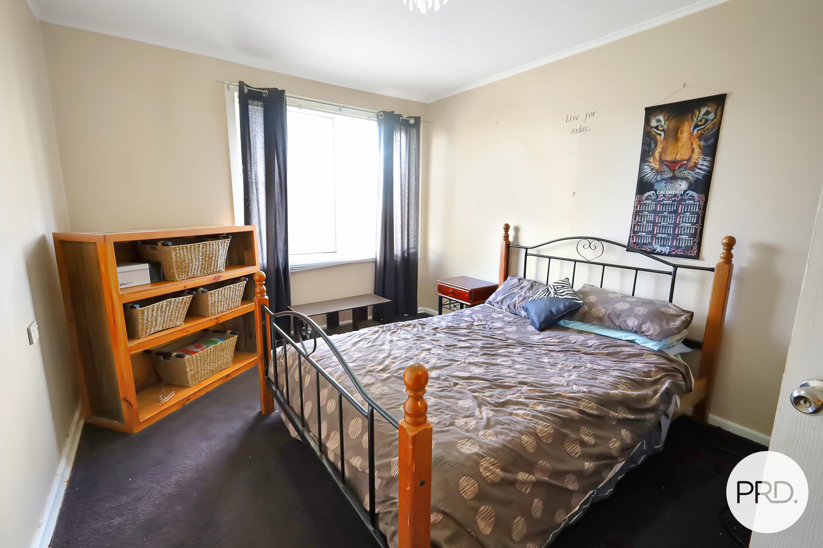 22 Elsham Avenue ORANGE 8