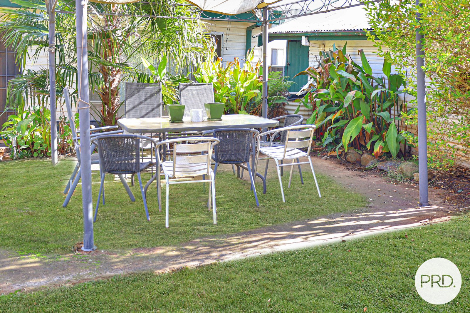 22 Elsham Avenue ORANGE 10