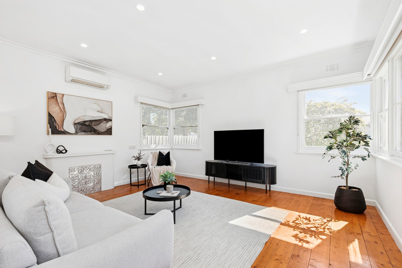 Gallery: 22 Evans Street