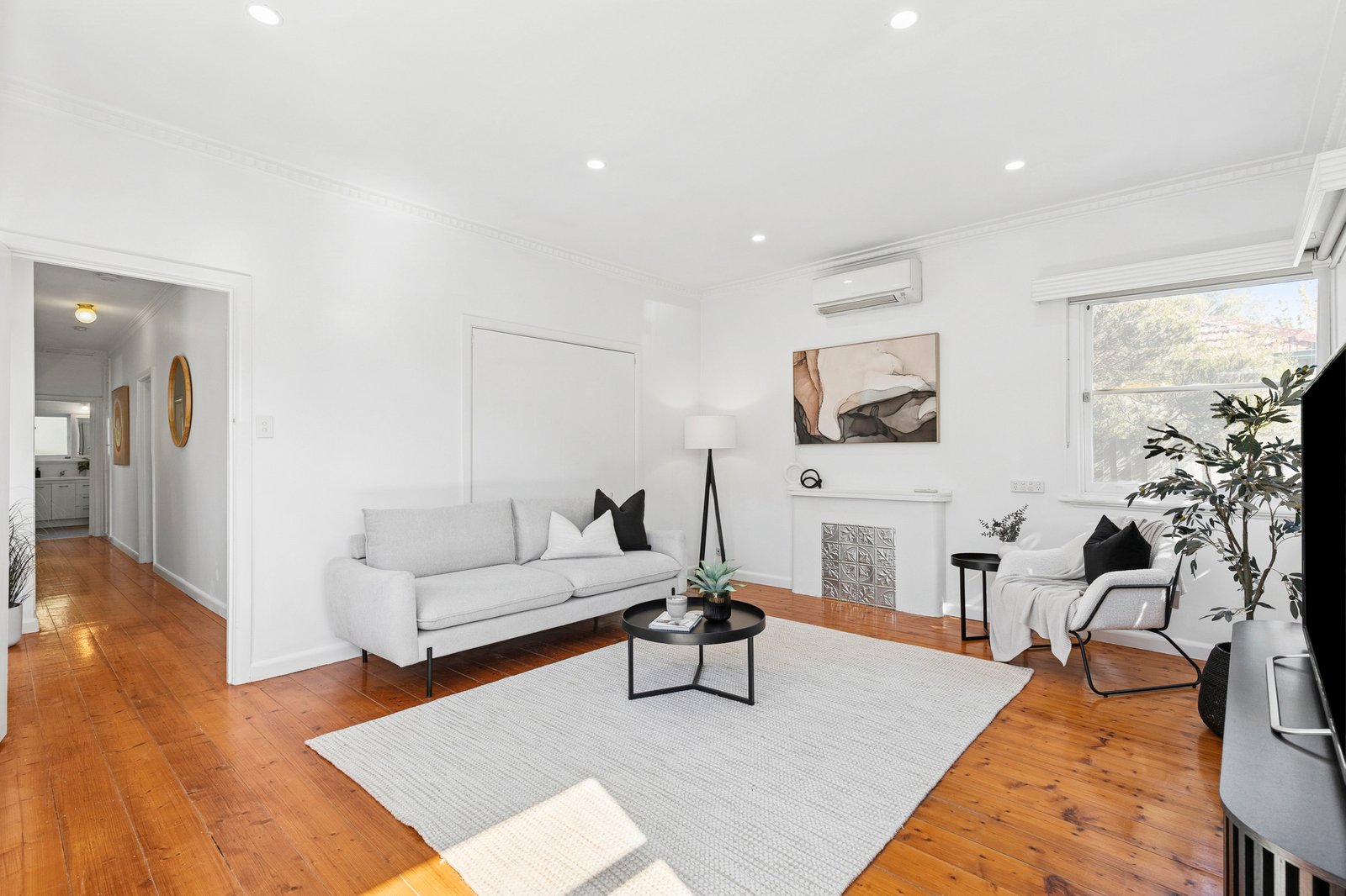 Gallery: 22 Evans Street
