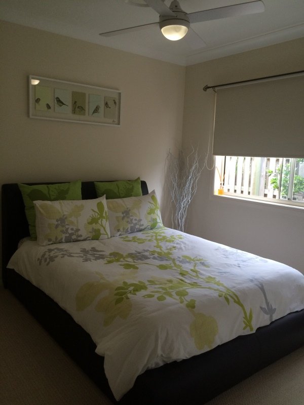 22 Fairbairn Court OXENFORD 12