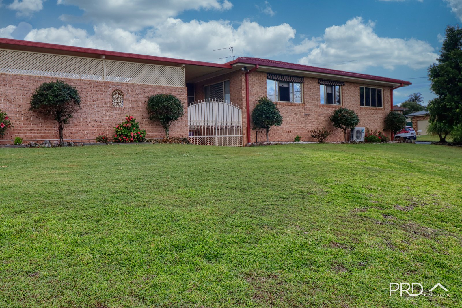 22 Fairway Drive CASINO 24