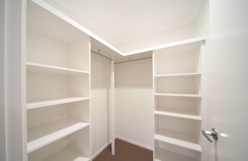 22 Fairweather Road CANNONVALE 8