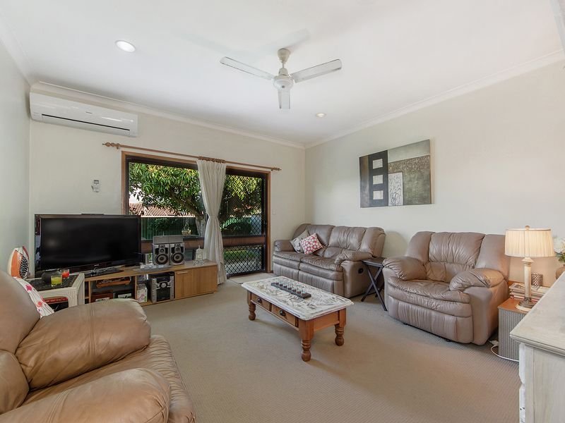 22 Flinders Avenue MOLENDINAR 2