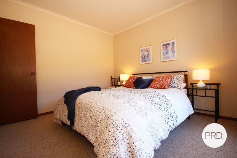 22 Flockhart Street MOUNT PLEASANT 9