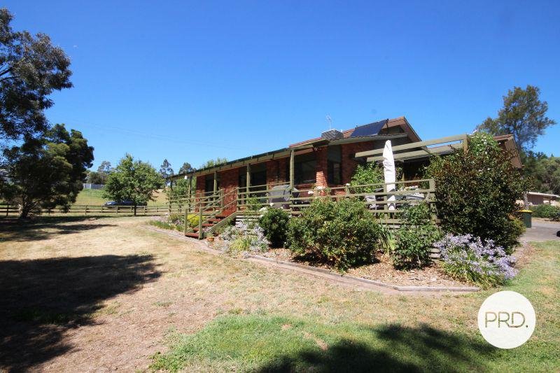 22 Flockhart Street MOUNT PLEASANT 12