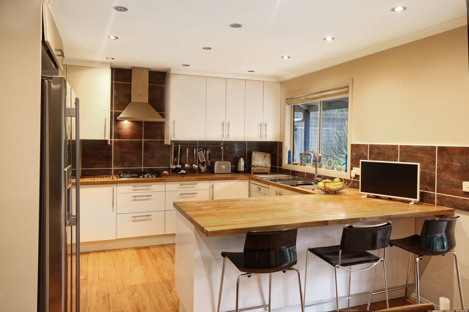 Real Estate and Property in 22 Foxes Lane, Kyneton, VIC