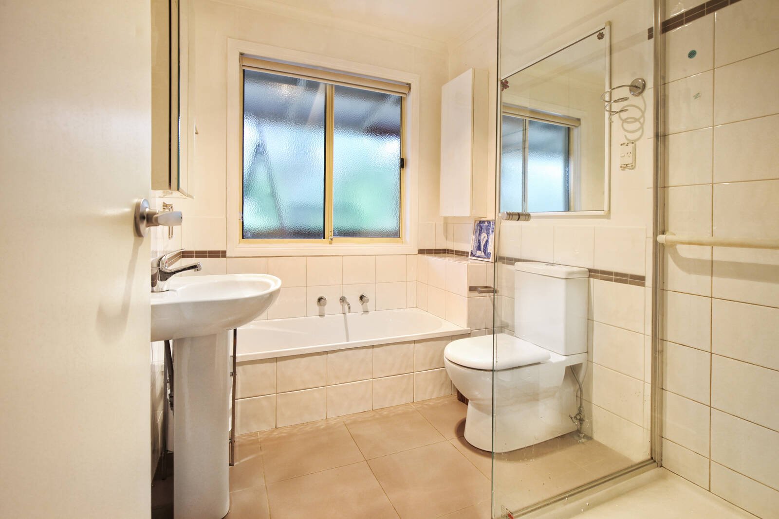 Real Estate and Property in 22 Foxes Lane, Kyneton, VIC