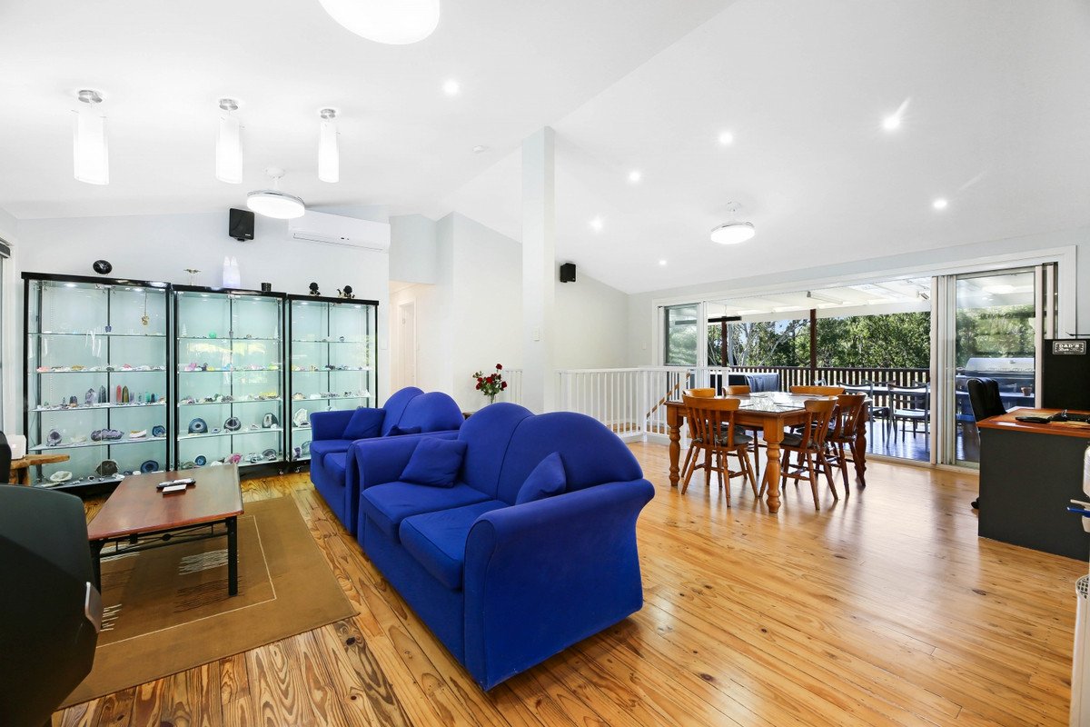 22 Friesian Court Tallebudgera 8